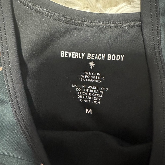 Beverly Beach Body by Dorit workout top 🎄🎅🏼 - Picture 5 of 5